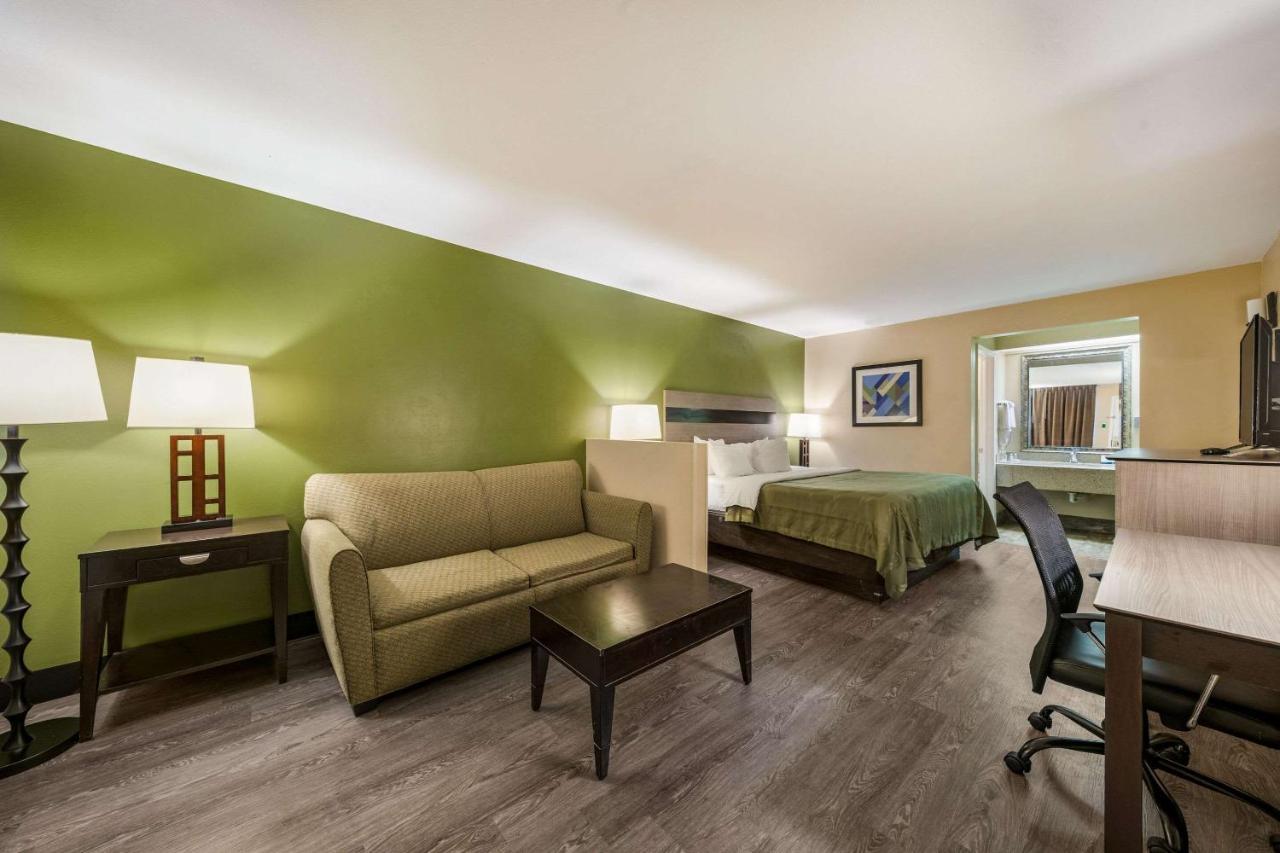 Quality Inn & Suites Garland - East Dallas Экстерьер фото