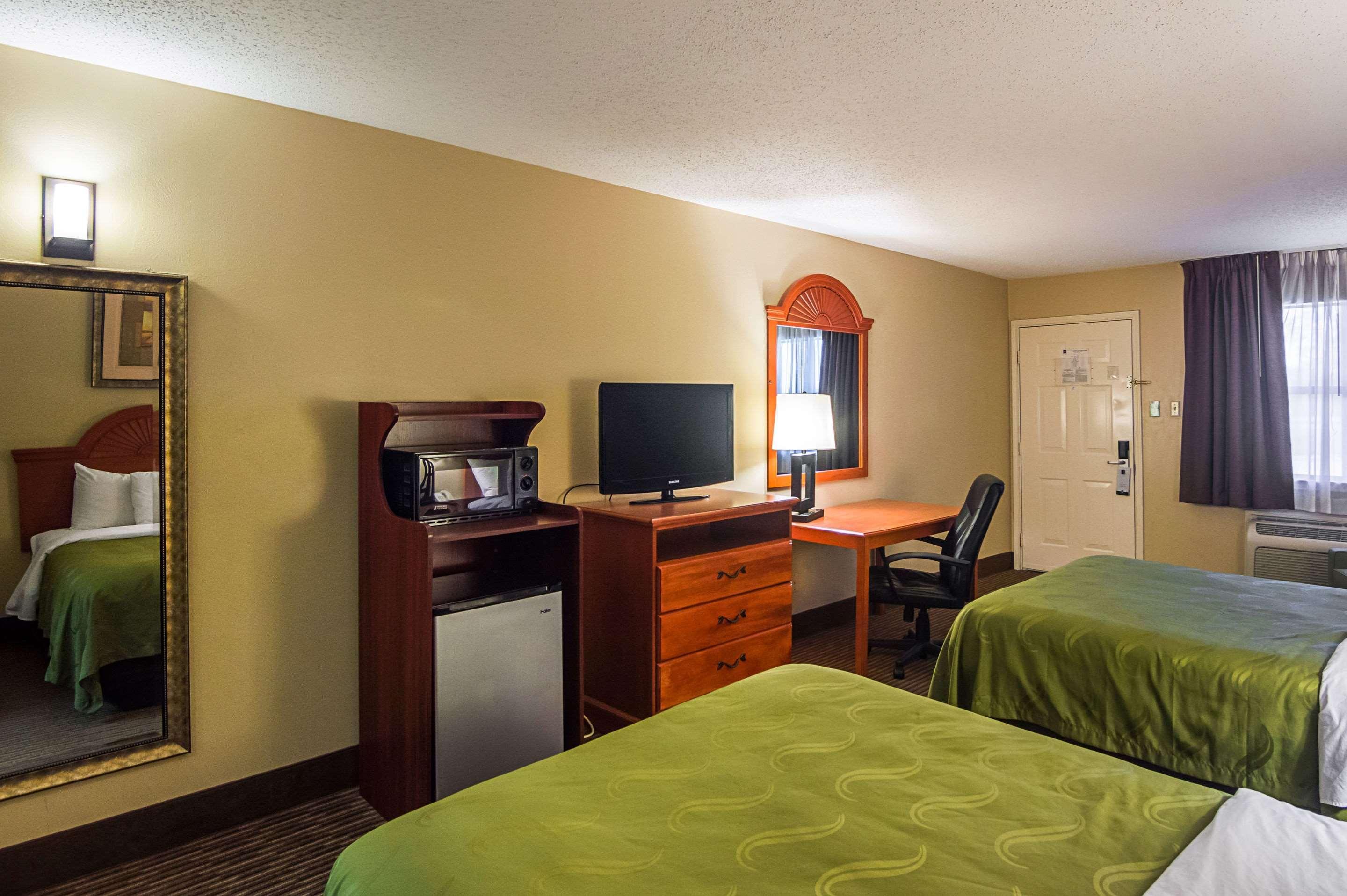 Quality Inn & Suites Garland - East Dallas Экстерьер фото